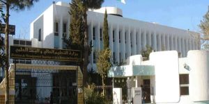 بعد أن ضاع حلم مهنة الطب  ناشدوا حجار  إعادة فتح باب التحويلات… رسالة استغاثة لـ70 ناجحا في شهادة الباك بمعدلات مرتفعة