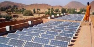 سونلغاز  لا تنتج  منها إلا 1 بالمائة… خبير: “الجزائر لديها مخزون هائل من الطاقات البديلة “