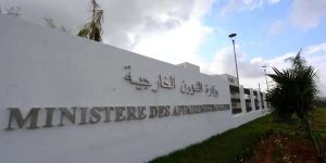 أعربت عن تضامنها التام مع البلدين… الجزائر تدين الاعتداءين الإرهابيين اللذين استهدفا بريطانيا وبوركينافاسو