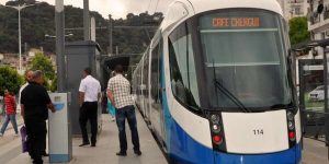 مطالب بنشر أفراد الشرطة لردعهم… 20٪ من مسافري الترامواي لا يدفعون ثمن التذكرة