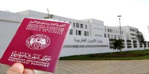 وزارة الخارجية تنفي حجز جوازات سفر دبلوماسية