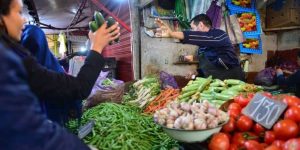 البطاطا بـ 65 دج، البصل بـ 130 دج والموز بـ 330 دج… أسعار الخضر والفواكه تلتهب ببومرداس رغم انقضاء شهر رمضان