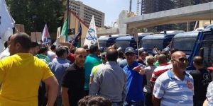 مناوئوه رفضوا الاعتراف بنتائج المؤتمر… أول احتجاج ضد الأمين العام الجديد للمركزية النقابية