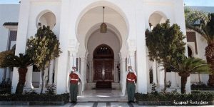 رئيس الجمهورية يستقبل رئيس المجلس الرئاسي الليبي الذي يحل بالجزائر في زيارة رسمية