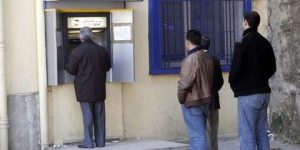 قسنطينة.. توقف الموزعات الآلية يؤرق زبائن بريد الجزائر