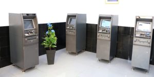 ورقلة.. دخول 8 موزعات آلية جديدة للنقود حيز الخدمة 