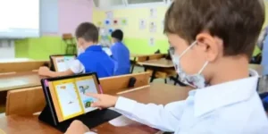 سيدي بلعباس.. 30 مؤسسة تربوية تستفيد من لوحات إلكترونية