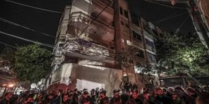 إثر اندلاع حريق في بناية سكنية بقطاع غزة.. الجزائر تعزي فلسطين وتجدد تضامنها التام معها