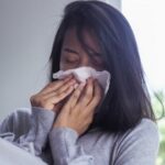 جديد الطب.. فئات لا تفارقها نزلات الإنفلونزا طوال الشتاء