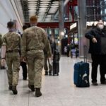 بريطانيا: استمرار الإضرابات.. المطارات تبدّل موظفيها بعسكريين