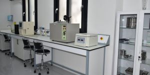 بسطيف.. تجهيزات طبية جديدة لفائدة المخابر