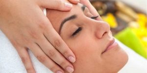 جمال وأناقة.. أفضل ماسك لشد الوجه وإزالة التجاعيد سريع المفعول