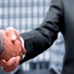 سؤال وجواب.. كيف تتعامل مع الناس ؟