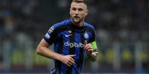 سكرينيار يرفض عرض الأنتر لتجديد عقده