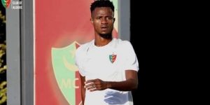 العميد يفض ارتباطه بالمهاجم النيجيري فيكتور مباوما