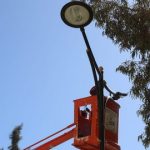 تغيير المصابيح العادية وصيانة الإنارة بأحياء جسر قسنطينة
