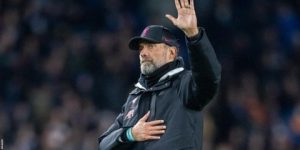 كلوب سعيد بكوانساه بعد الفوز على وولفرهامبتون