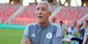 المكلف بالإعلام في الفاف صالح باي عبود يغادر منصبه