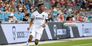 الفيفا يبخر آمال برشلونة