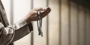 سؤال وجواب.. ما هي الأمور المُعِينة على التوبة ؟