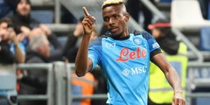 أوسيمين يحقق رقماً تاريخياً مع نابولي