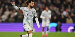 رغبة ميسي تعيد صلاح إلى حسابات سان جيرمان