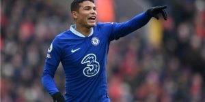 سيلفا يمدّد مع تشيلسي لعام إضافي