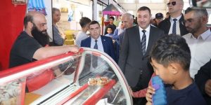 الوالي سعيود في زيارة تفقدية للسوق الجوارية بعين الترك