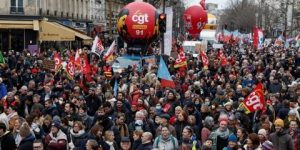 فرنسا.. تواصل الاحتجاجات على نظام التقاعد