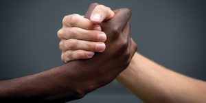 سؤال وجواب.. كيف تنصح أخاك المسلم ؟