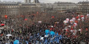 تحذيرات من “يوم أسود” في فرنسا