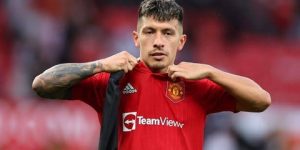 مارتينيز يتلقى الكثير من الانتقادات بعد تفوق صلاح عليه