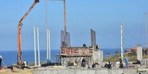 انطلاق عملية الصب الخرساني لمحطة تصفية المياه الرأس الابيض بوهران