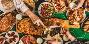 10 نصائح غذائية لصحة الجهاز الهضمي في عيد الفطر
