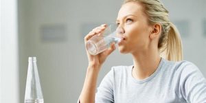 أسباب وراء جفاف الفم بعد تناول وجبة الإفطار