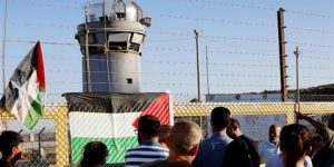 نحو 4900 أسير فلسطيني يحرمهم الاحتلال من التواجد مع عائلاتهم