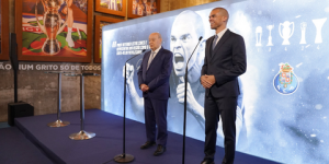 بيبي يعلن تجديد عقده مع بورتو