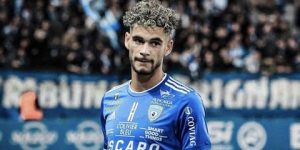 قيتون مطلوب في نادي لانس الفرنسي