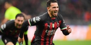 نجم نادي ميلان الإيطالي، إسماعيل بن ناصر، يكشف: “نطمح لإعادة الخضر إلى أعلى مستوى ممكن”