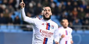 شرقي لم يحسم مستقبله الدولي ويركز على التألق رفقة ليون