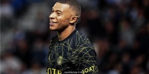 مبابي يلوي ذراع باريس بقرار جديد