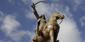 بناء تمثال ضخم للأمير عبد القادر في جبل المرجاجو