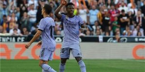 فينيسيوس يوجه السؤال الصعب