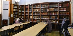 تمديد ساعات عمل المكتبات العمومية إلى العاشرة ليلا