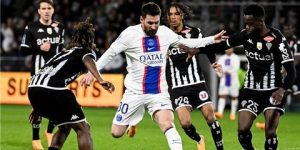 ميسي يوافق على مسودة عقده مع برشلونة