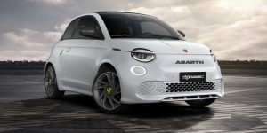 الدمج بين الحداثة و العصرنة و الروح الرياضية.. الكشف عن أبارث 500e