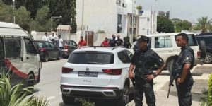 تونس: طعن شرطي أمام سفارة البرازيل واعتقال المعتدي