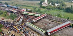 مئات القتلى والجرحى في حادث قطارات مروّع في الهند