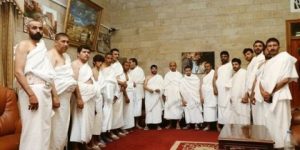 وفد قيادي من “الحوثي” يصل السعودية لأداء مناسك الحج