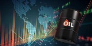 أسعار النفط ترتفع بعد تمديد الخفض الطوعي لإنتاجه